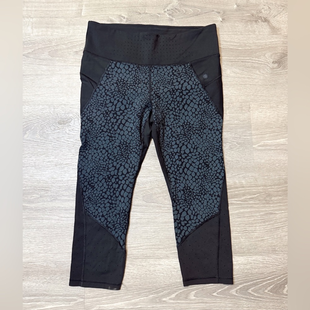 •ATHLETA• CROPPED LEGGINGS
